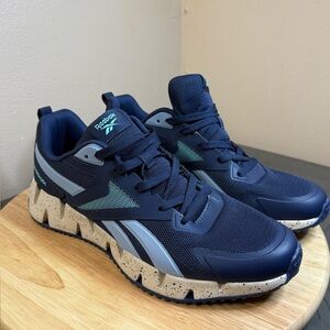 Reebok Men’s Zig Dynamica STR Running Shoes